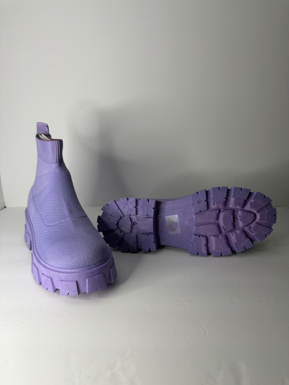 Cape Robbin Lavender Chunky Knit Chelsea Booties - Picture 5 of 5